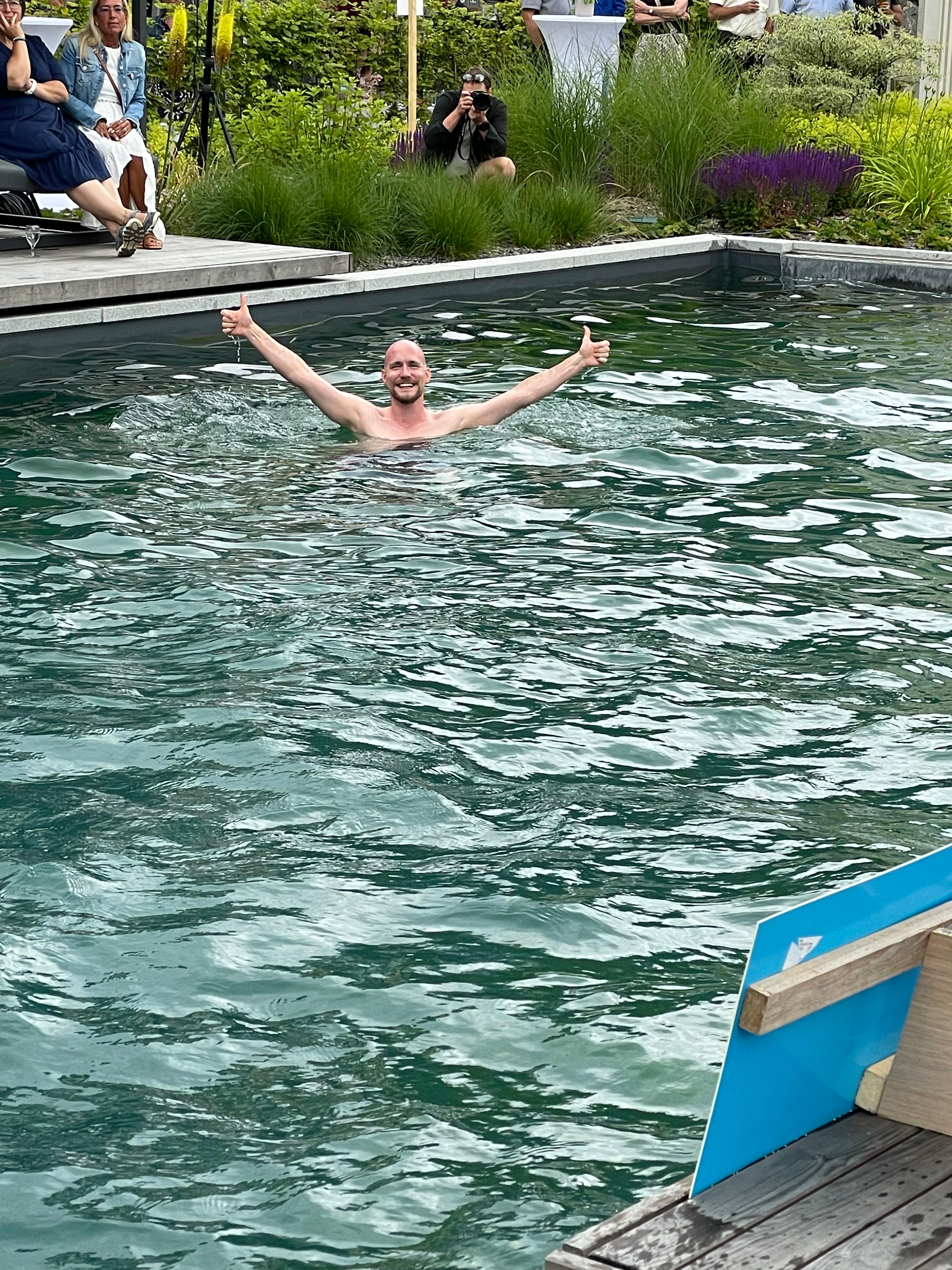 aturpool Schwimmteichfolie SIKA Teichfilter Hydrobalance Belchenhotel Avita Biomodulare Teichsysteme Kinderkrebsklinik Freiburg Jubiläum Schwarzwald umweltfreundlich Badeerlebnis kristallklares Wasser